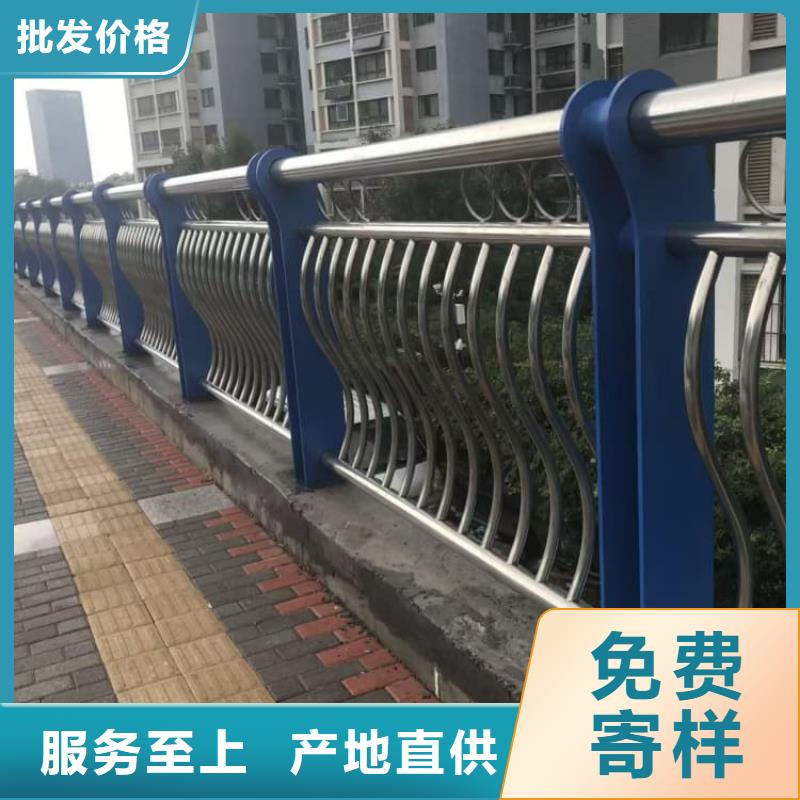 康妈镀锌喷塑钢板立柱护栏必用