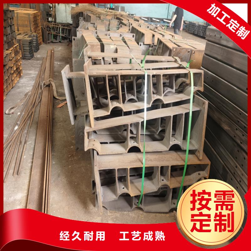 氟碳漆道路防撞护栏样式齐全可供选择