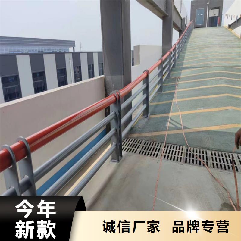 复合管乡村道路护栏表面光滑