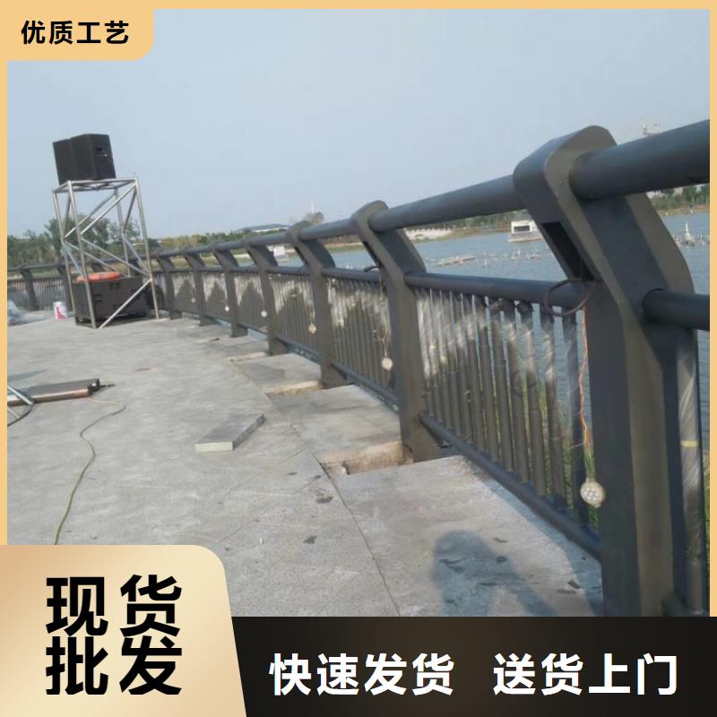 护栏_防撞护栏立柱真正的源头厂家