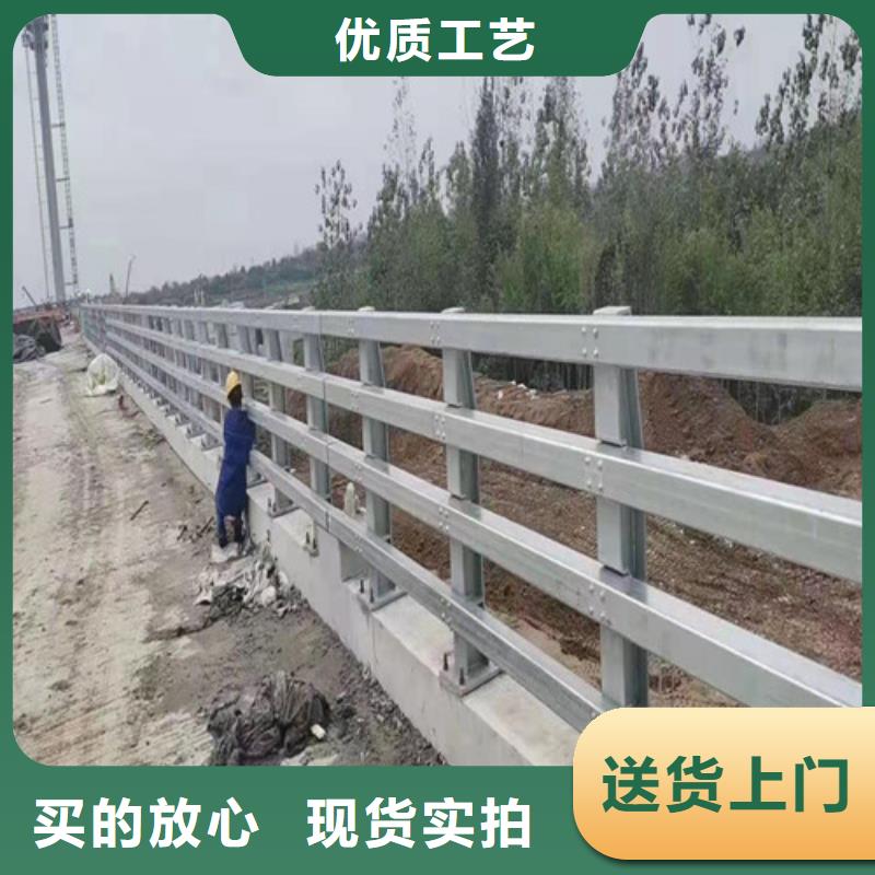 Q355B防撞道路护栏专业服务可靠防撞护栏立柱厂家