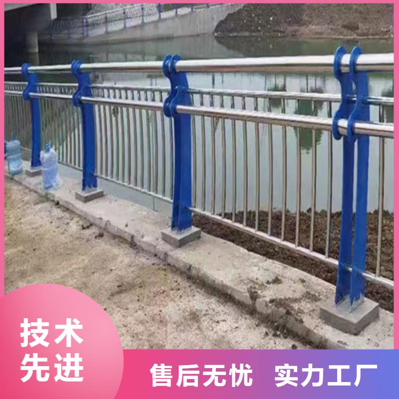 道路两侧不锈钢护栏_精益求精