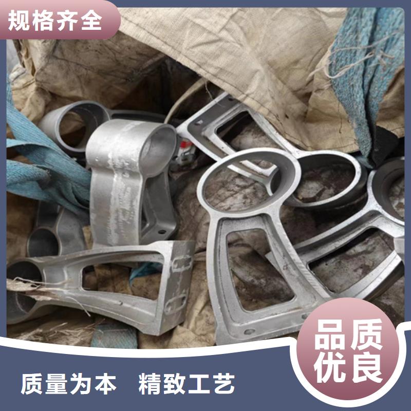 公路隔离防撞护栏样式独特美观