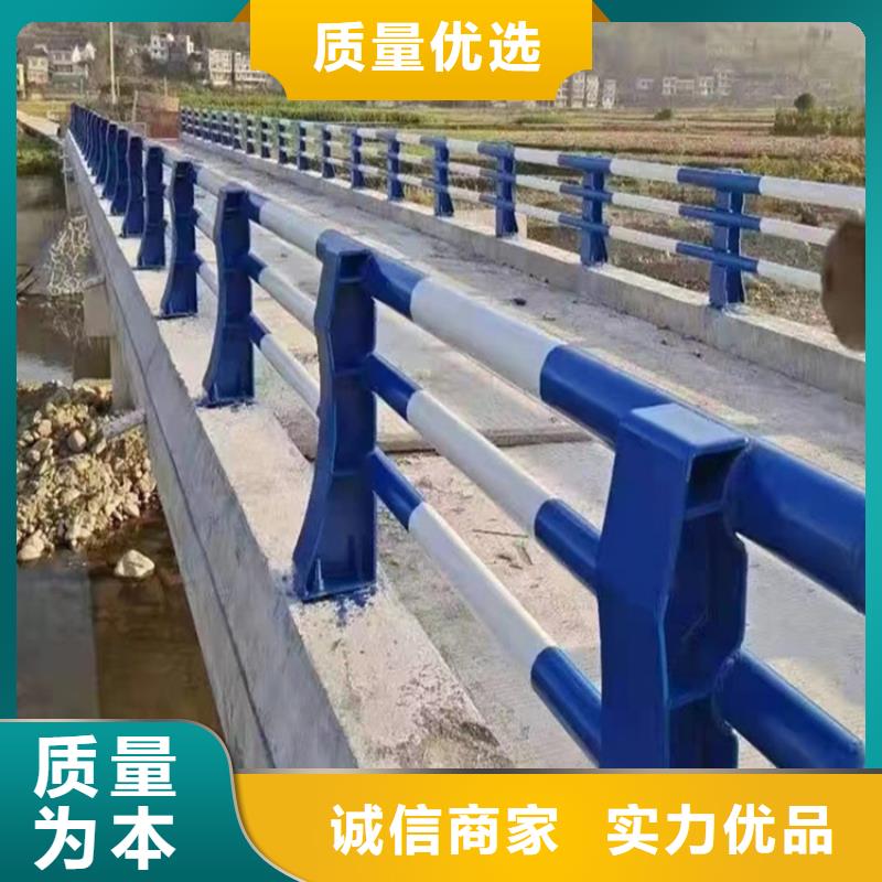 有现货的高速公路防护栏实体厂家