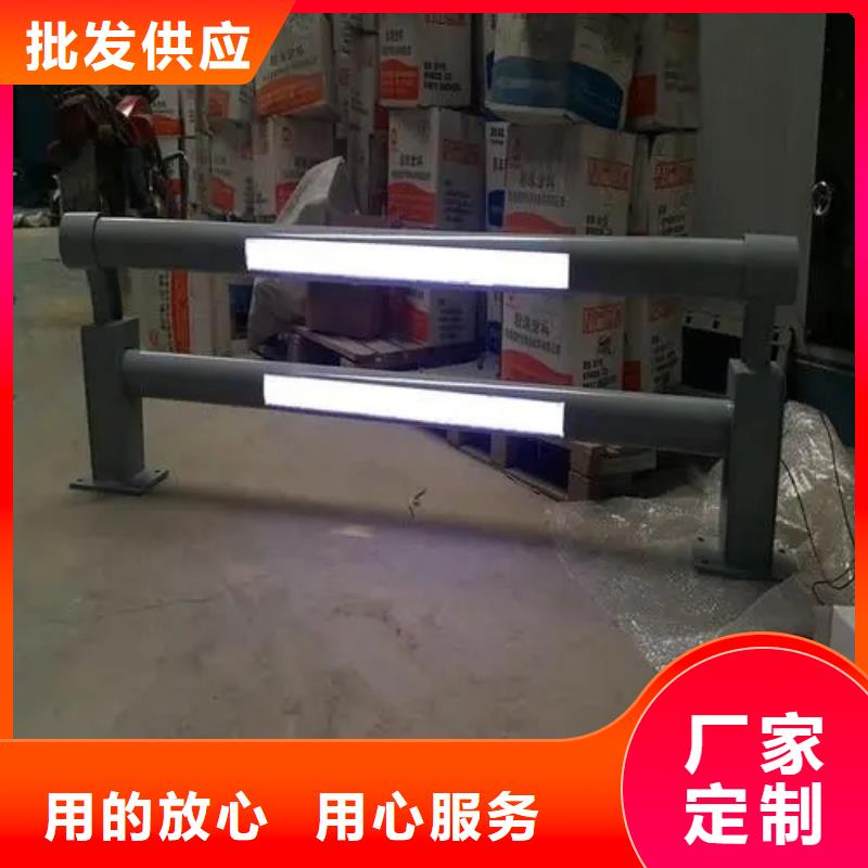 钢板立柱喷塑镀锌优点