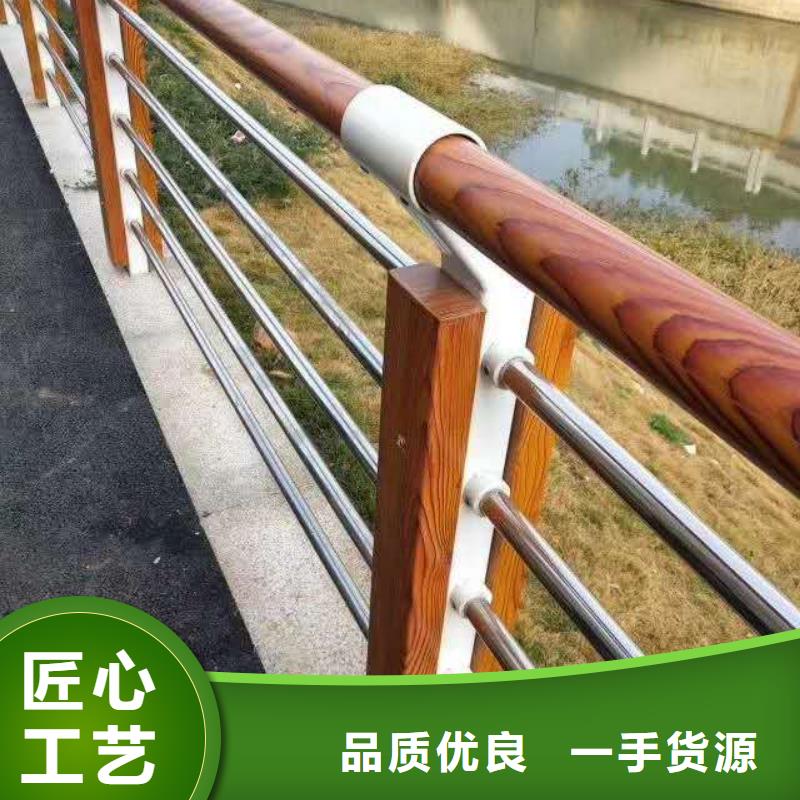 公路隔离护栏满足施工要求