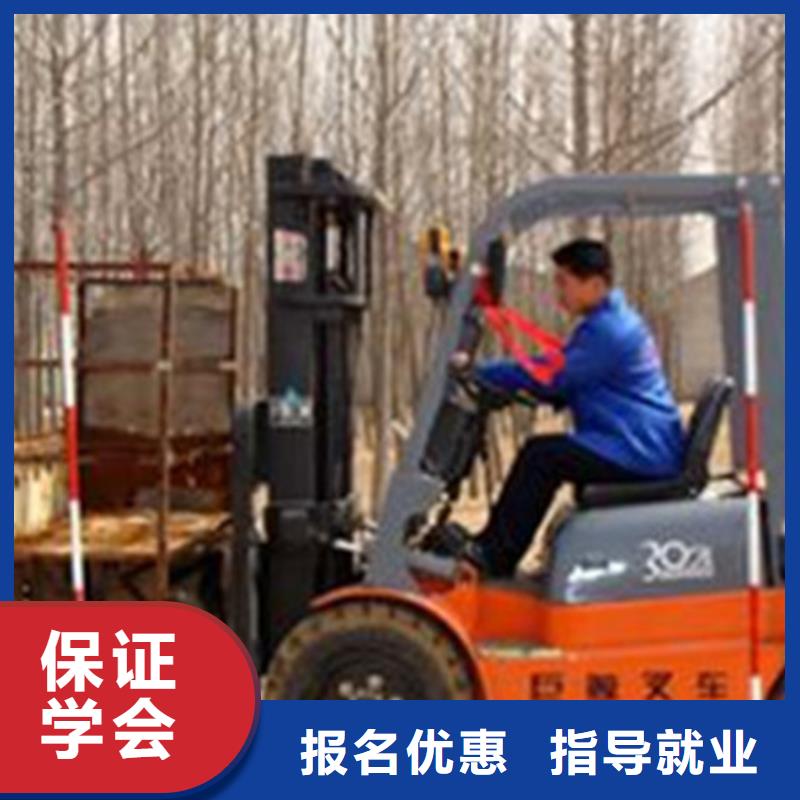 塔吊叉车短期培训班设备新场地大