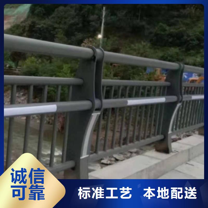 高速公路护栏经验十足