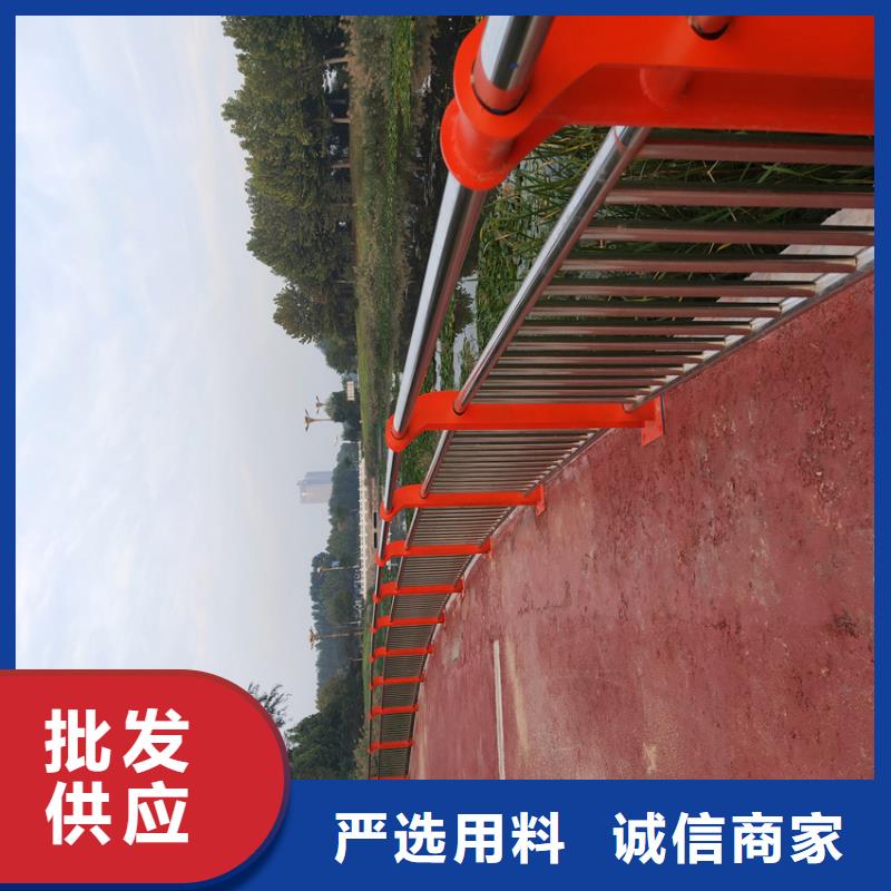 城市桥梁护栏可设计生产镀锌管桥梁护栏
