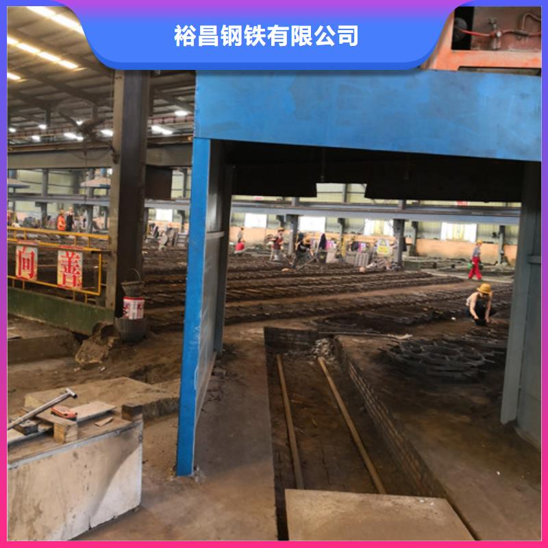 700*800球墨铸铁圆卡簧井盖厂家